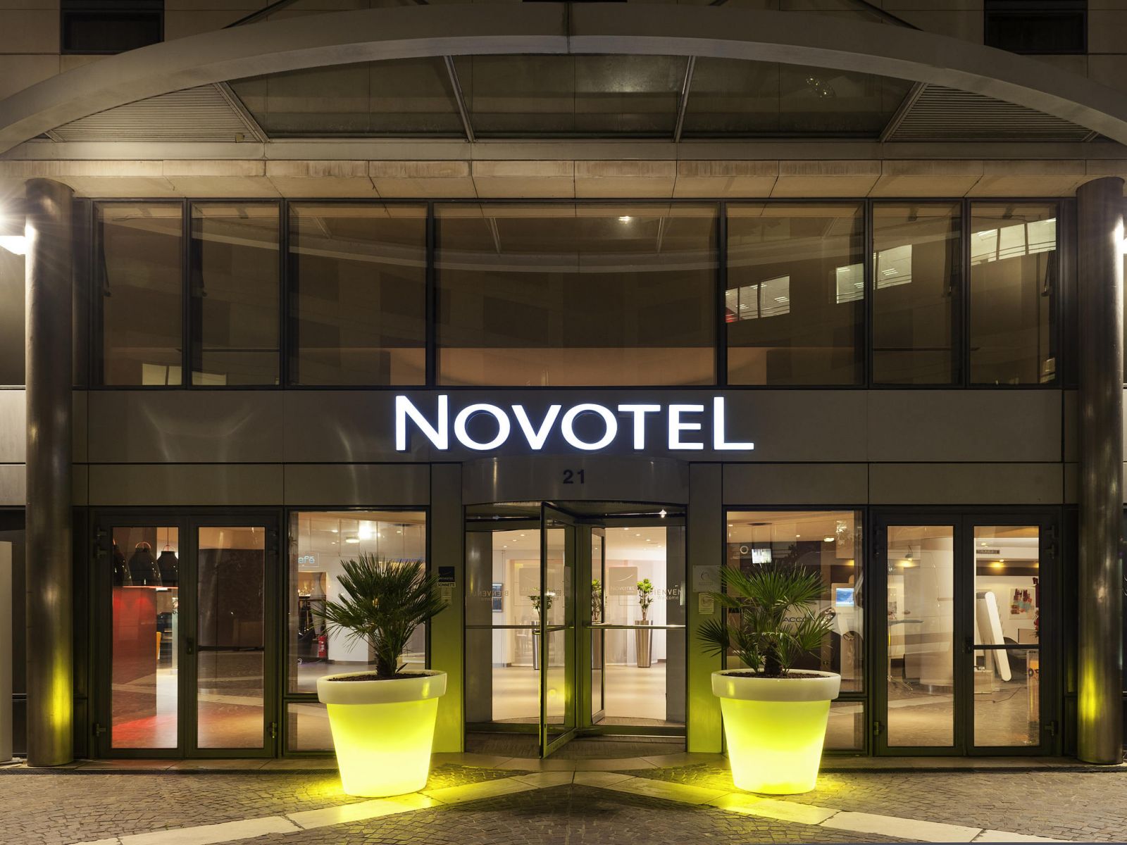 Novotel Reuil-Malmaison hotel - Entrance